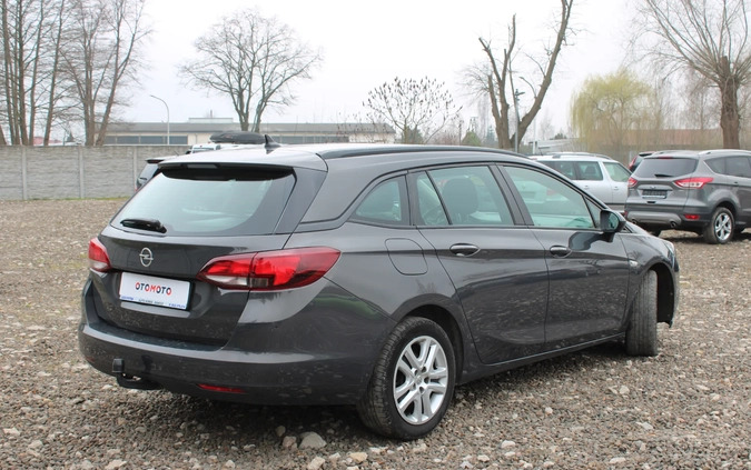 Opel Astra cena 31900 przebieg: 285000, rok produkcji 2016 z Płock małe 781